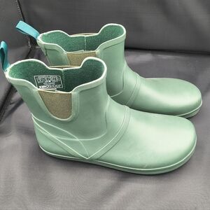 Xero Gracie Rain Boot Hunter Green Size 9